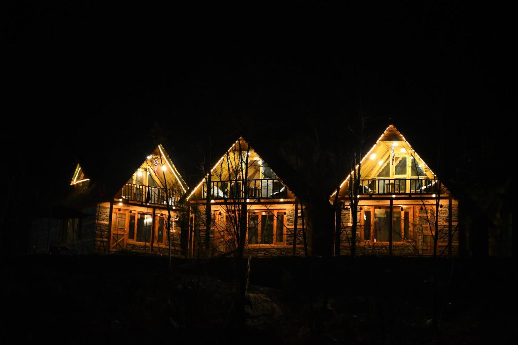 Sainj Riverside Cottages Ngoại thất bức ảnh